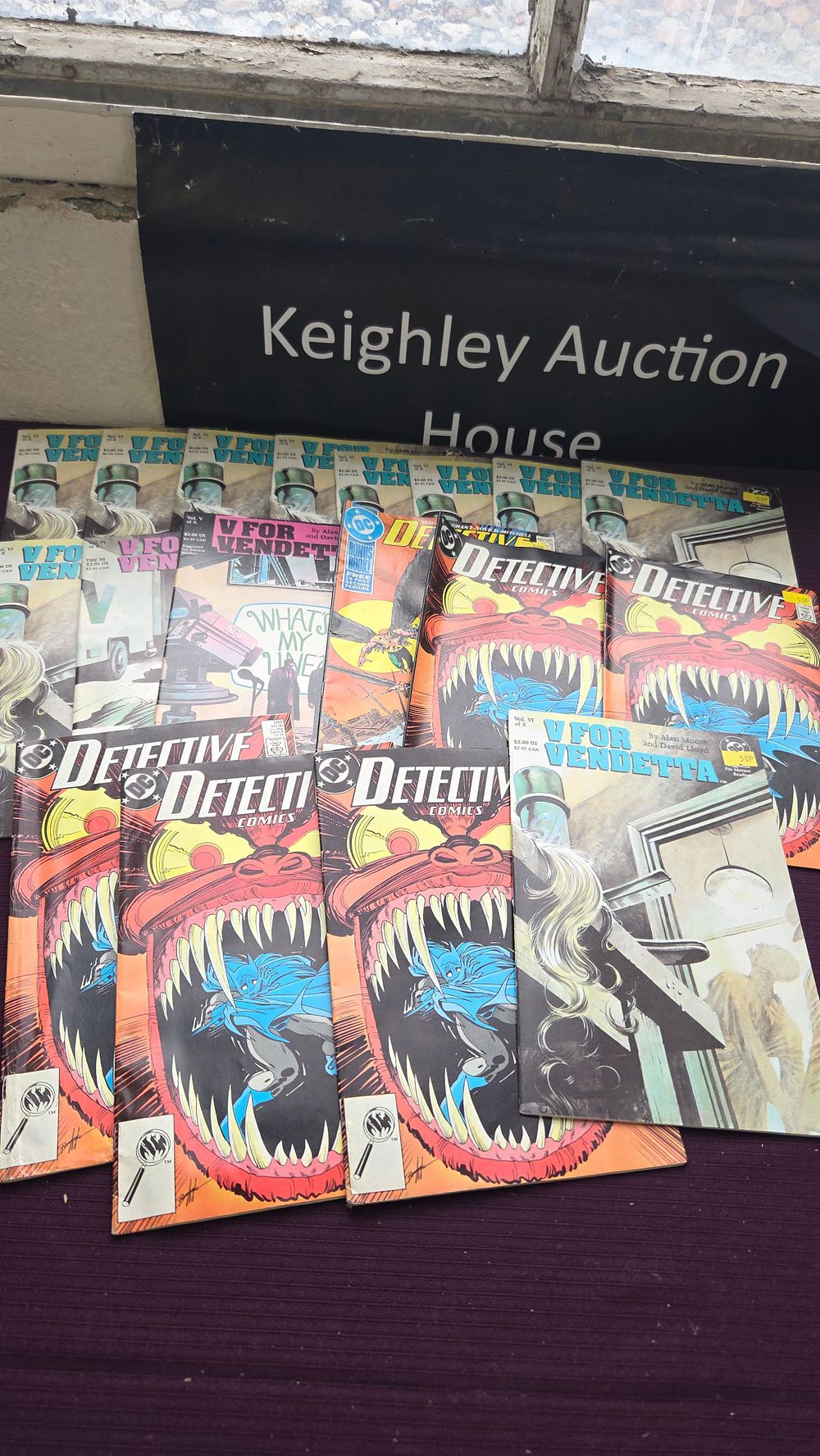 Lot 161 – A Collection of DC Comic Books Including Detective Comics #583 and V for Vendetta