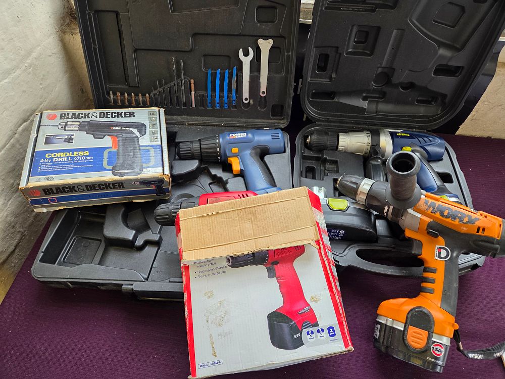 Lot 243 – A Collection of Cordless Power Drills and Accessories including Black and Decker and Worx