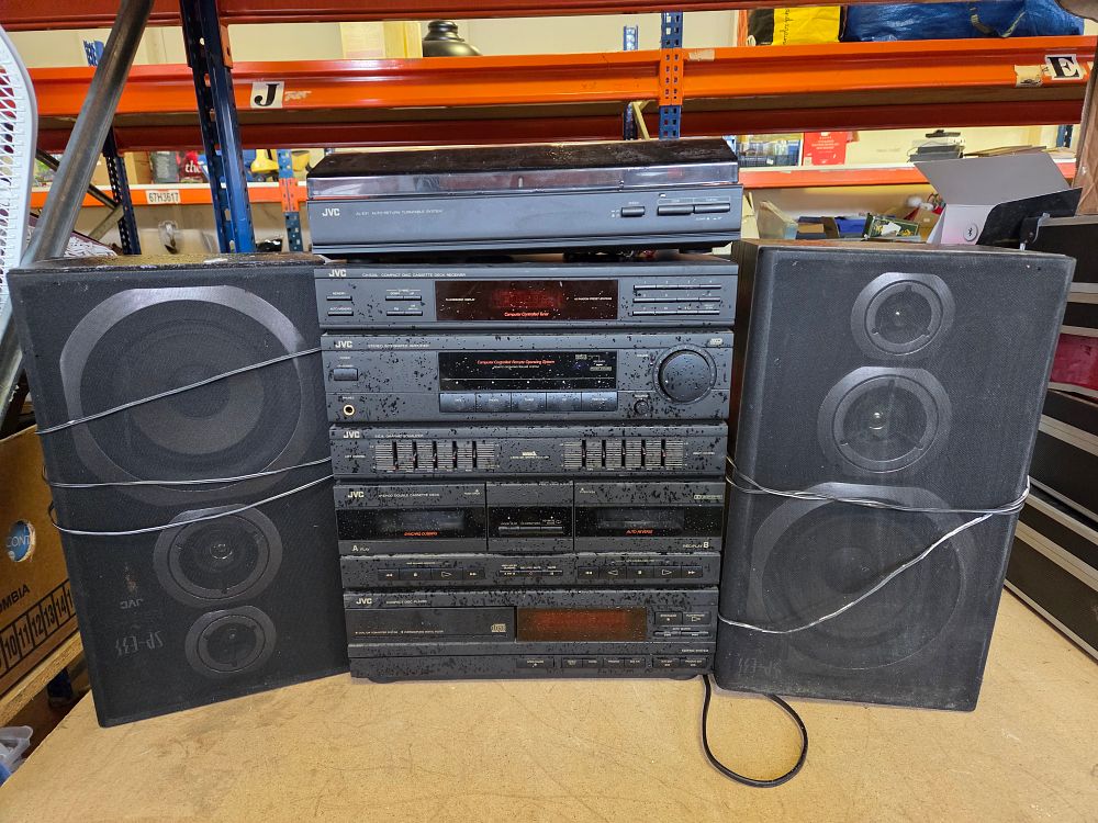 Lot 349 – A JVC Component Hi-Fi Stack System and SP-E33 Speakers
