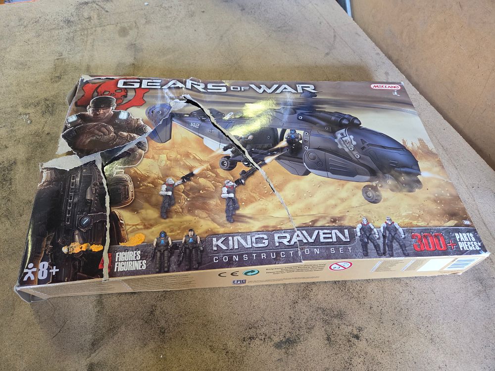 Lot 395 – New Meccano Gears of War King Raven Construction Set, Boxed damaged