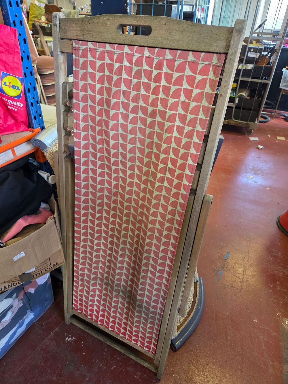 Lot 447 – A Mid-20th Century Folding Wooden Deck Chair