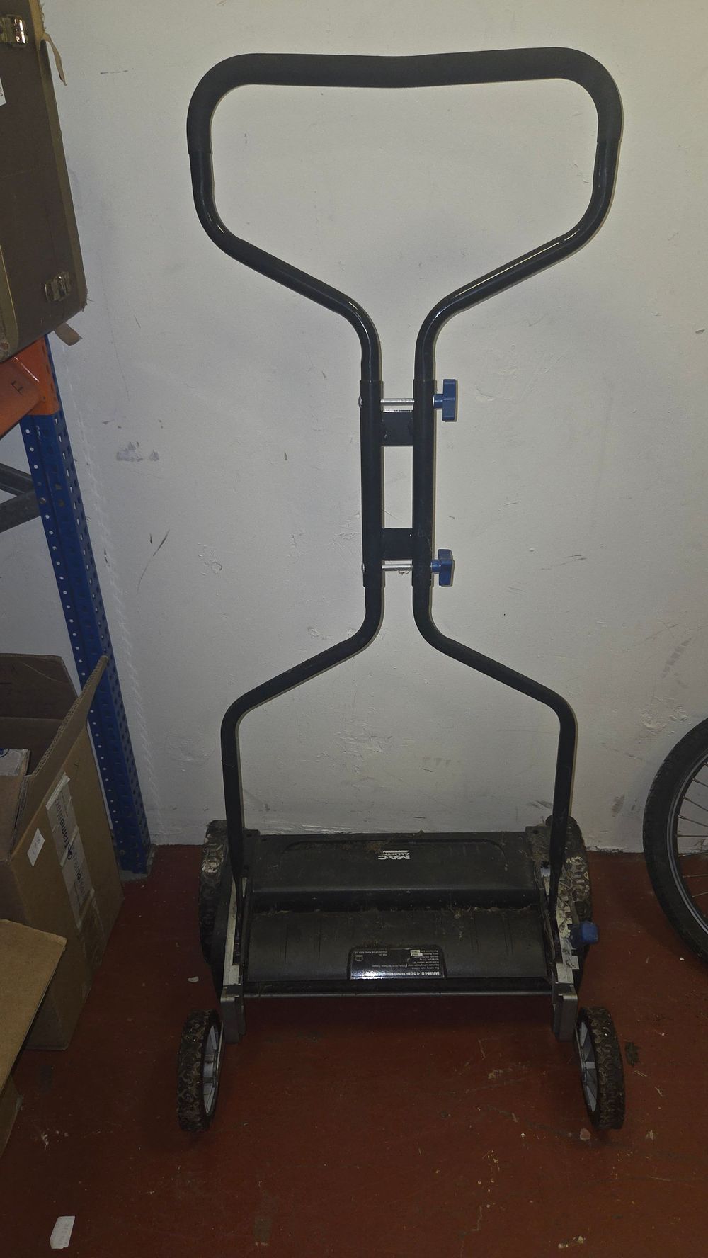 Lot 174 – Mac Allister MRM45 45cm Manual Push Cylinder Lawnmower