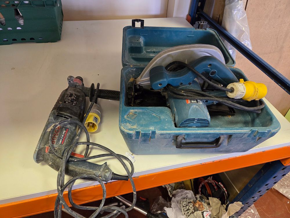 Lot 354 – Two 110V Industrial Power Tools comprising a Bosch Rotary Hammer Drill and a Makita Circular Saw