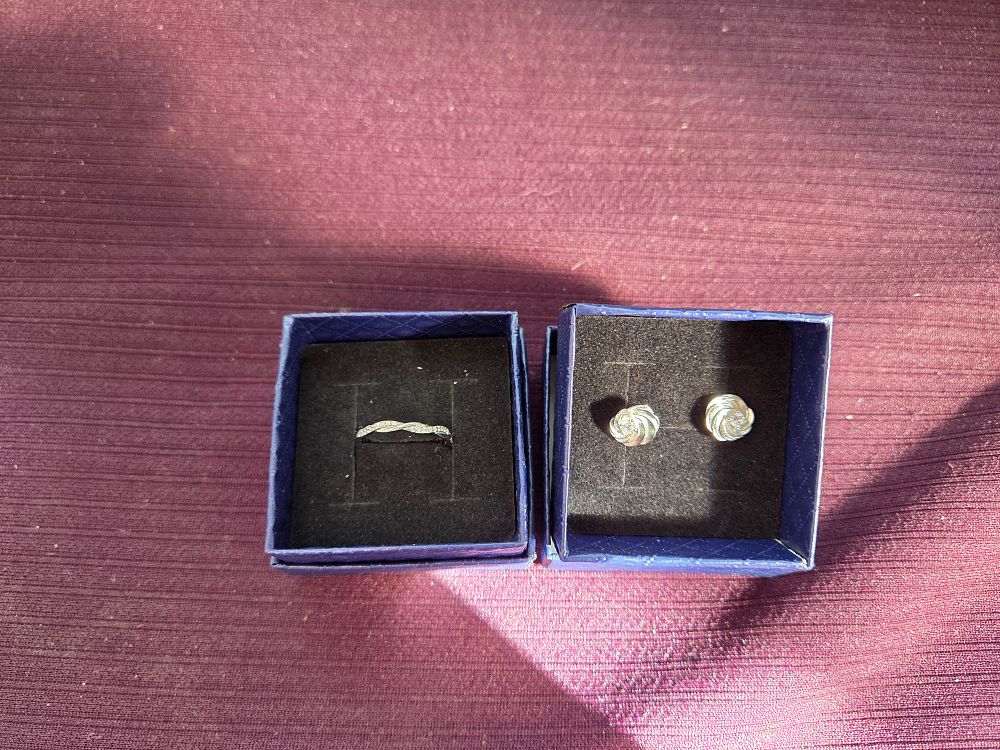 Lot 615 – A Trio of Silver 925 and Colourless Stone Jewellery 3.33g