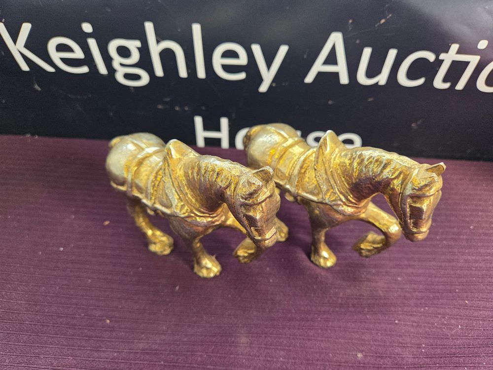 Lot 630 – A Pair of Vintage Brass Heavy Horse Figurines