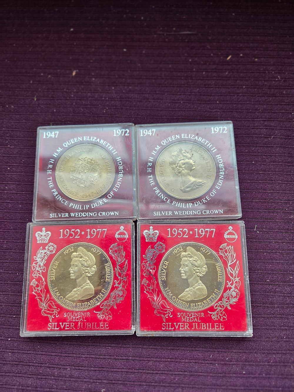 Lot 636 – UK 1972-1977, Commemorative Crowns and Medals, Silver-Toned Alloy