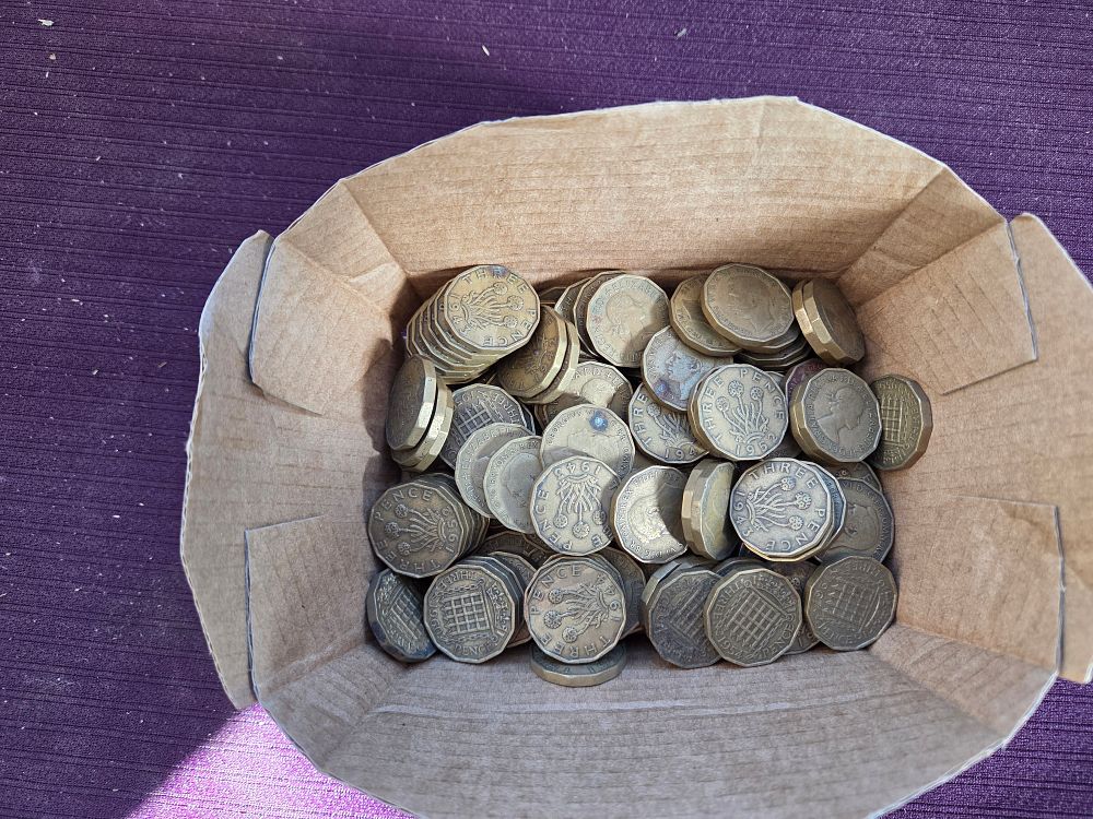 Lot 652 – A Collection of UK Dodecagonal Nickel-Brass Threepence Coins, George VI and Elizabeth II