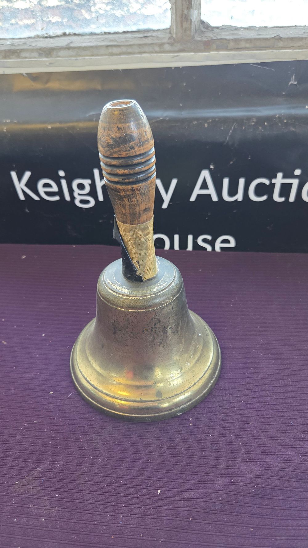Lot 162 – Antique Brass Hand Bell with Turned Wooden Handle