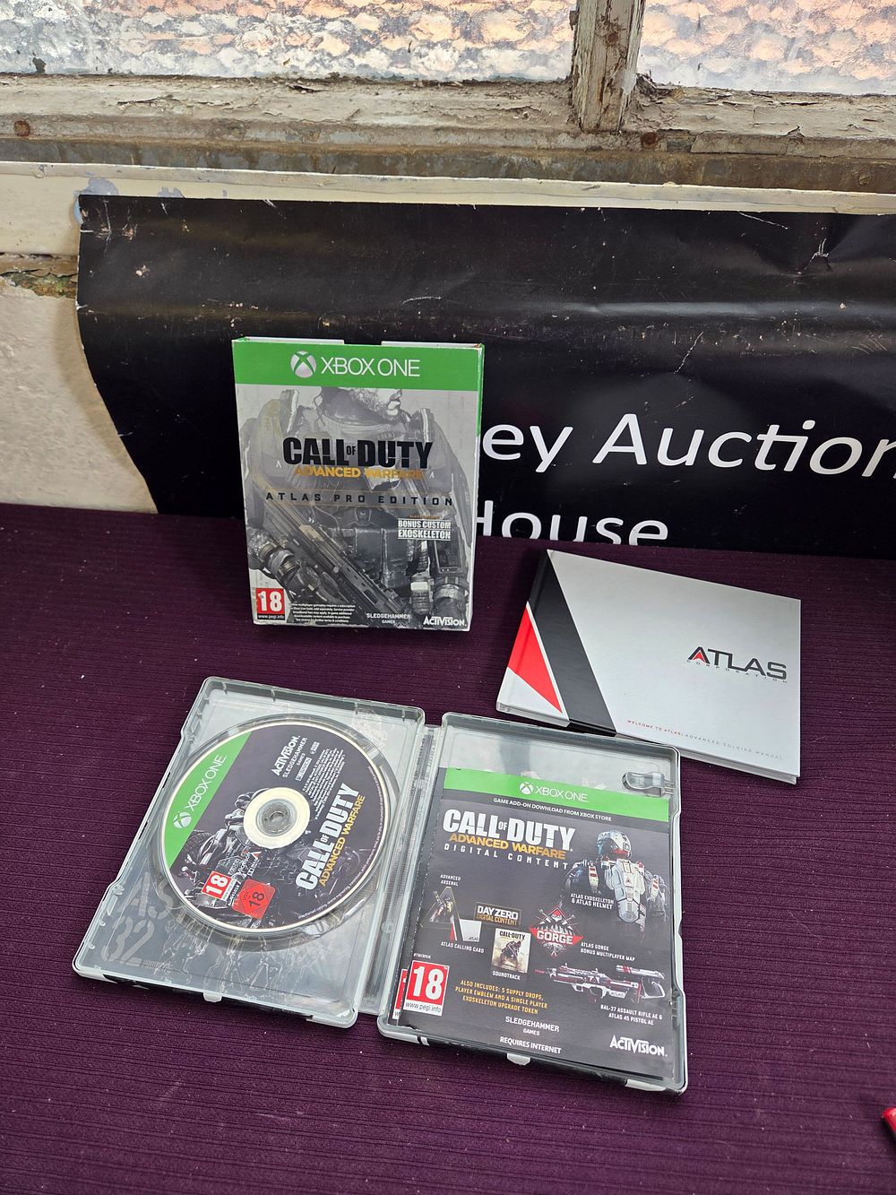 Lot 231 – Call of Duty: Advanced Warfare – Atlas Pro Edition (Xbox One)
