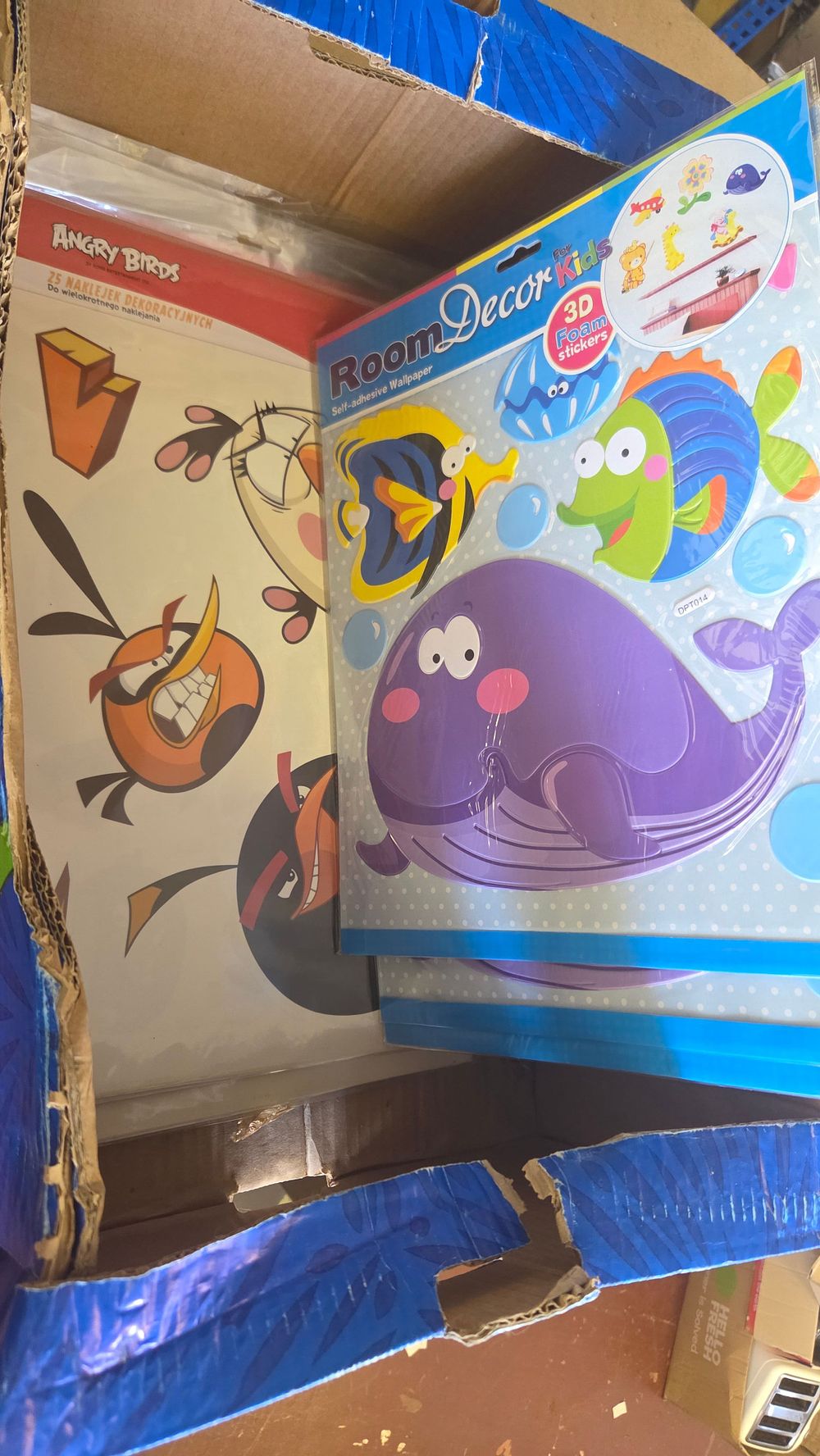 Lot 258 – A Collection of New Children’s Wall Stickers and Room Decor Including Angry Birds and Ocean Themes
