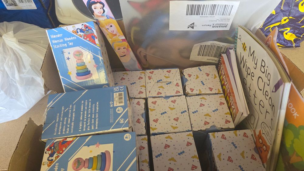Lot 265 – An Assortment of Childrens Items. Including New Wonder Woman Stacking Toys