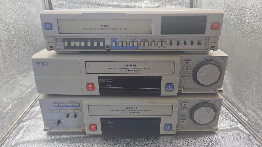 Lot 289 – A Trio of Sanyo Time-Lapse Video Cassette Recorders and a Collection of CCTV Cameras and Cables