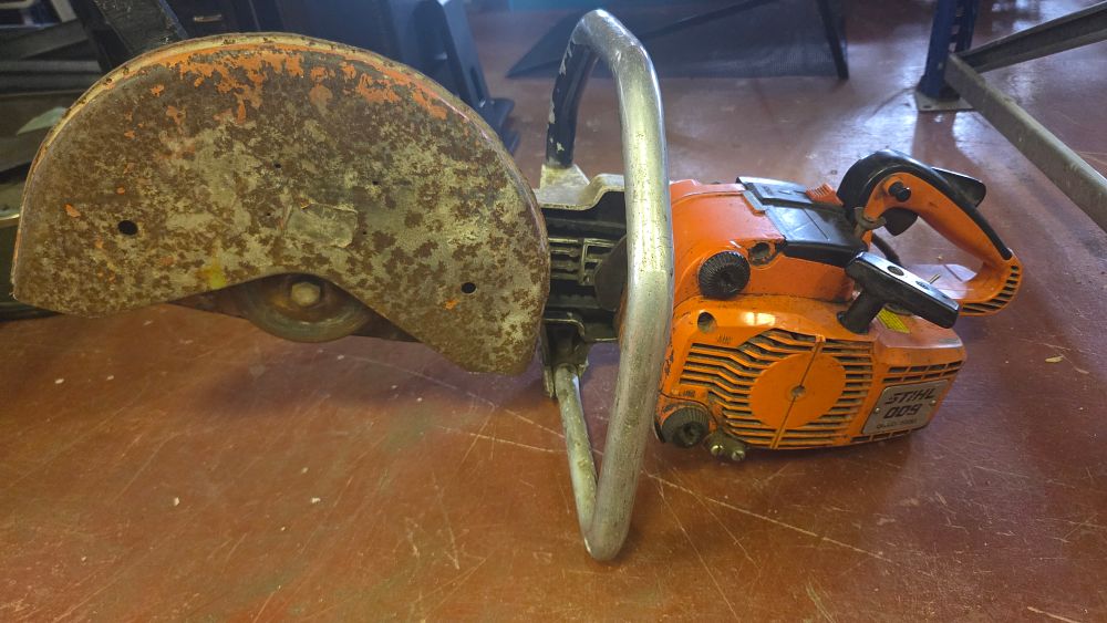 Lot 296 – A Vintage Norton Clipper CP514 Cut-Off Saw with Stihl 009 Engine