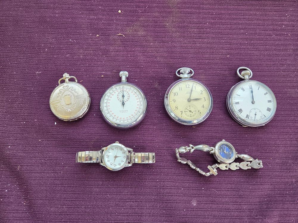 Lot 603 – A Collection of Various Timepieces Including Smiths Empire and Stadion Models