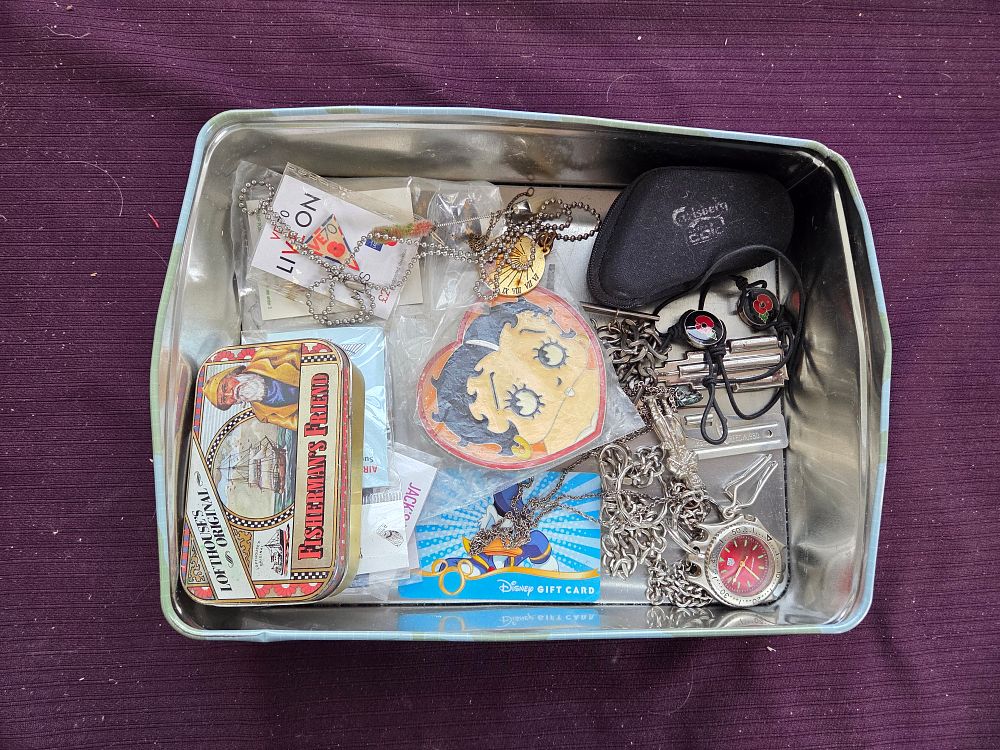 Lot 612 – An Assortment of Miscellaneous Collectibles and Jewellery including Advertising Tins and Commemorative Items