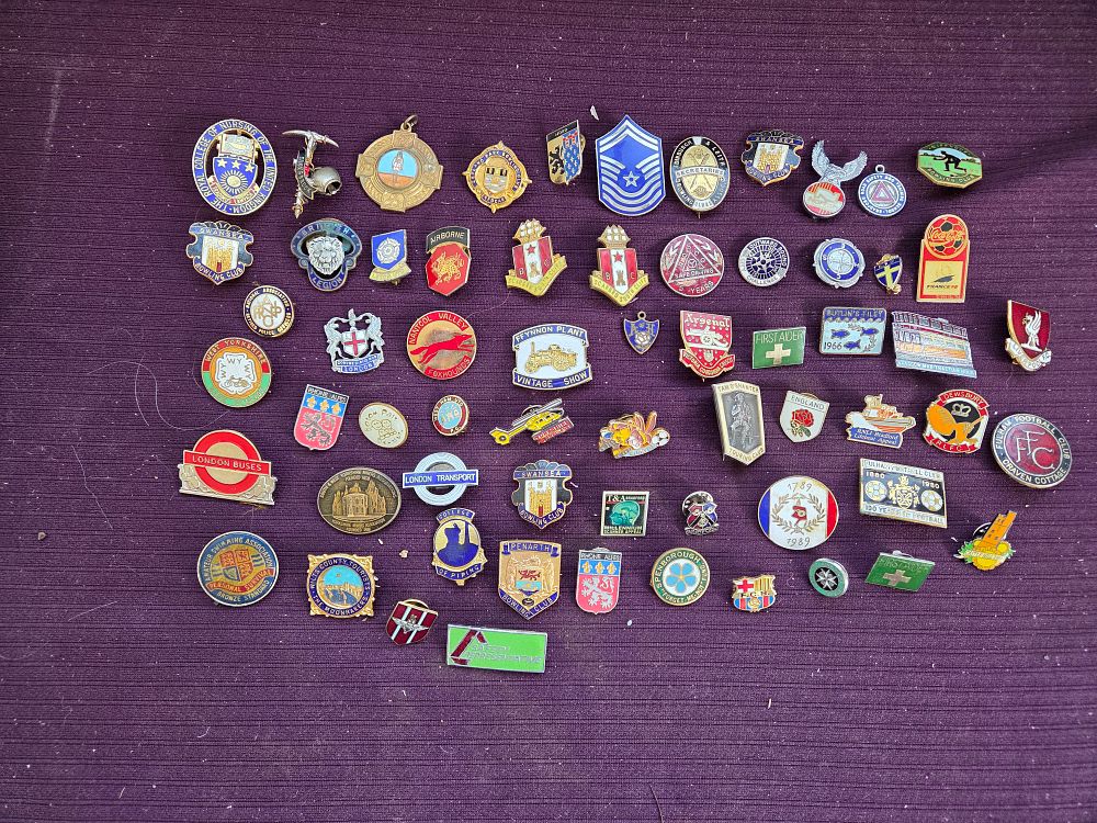 Lot 615 – An Assortment of Vintage Enamel Lapel Pins and Badges Including Military Sports and Public Service Interest