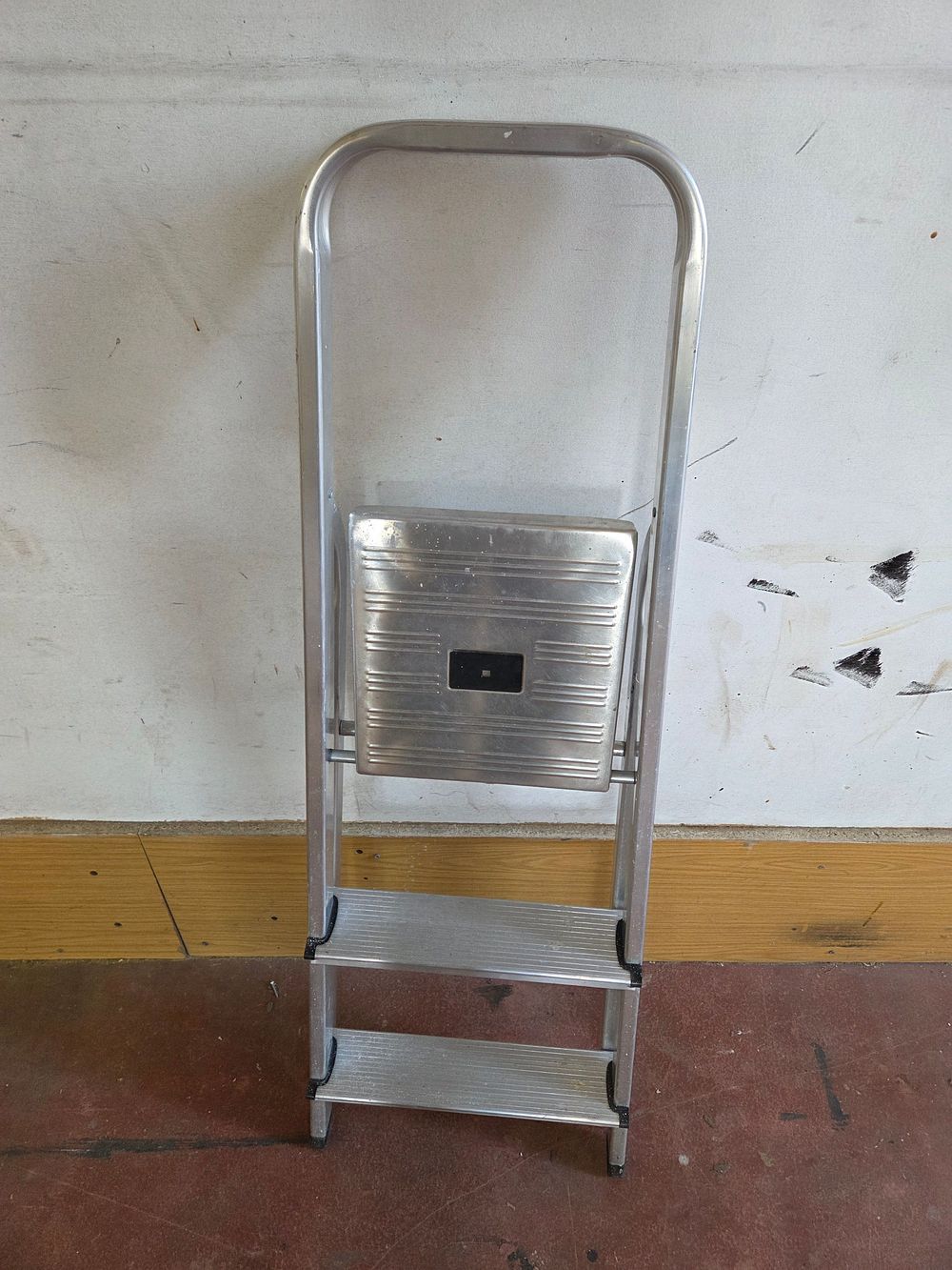 Lot 387 – An Aluminium Folding Two-Step Platform Ladder