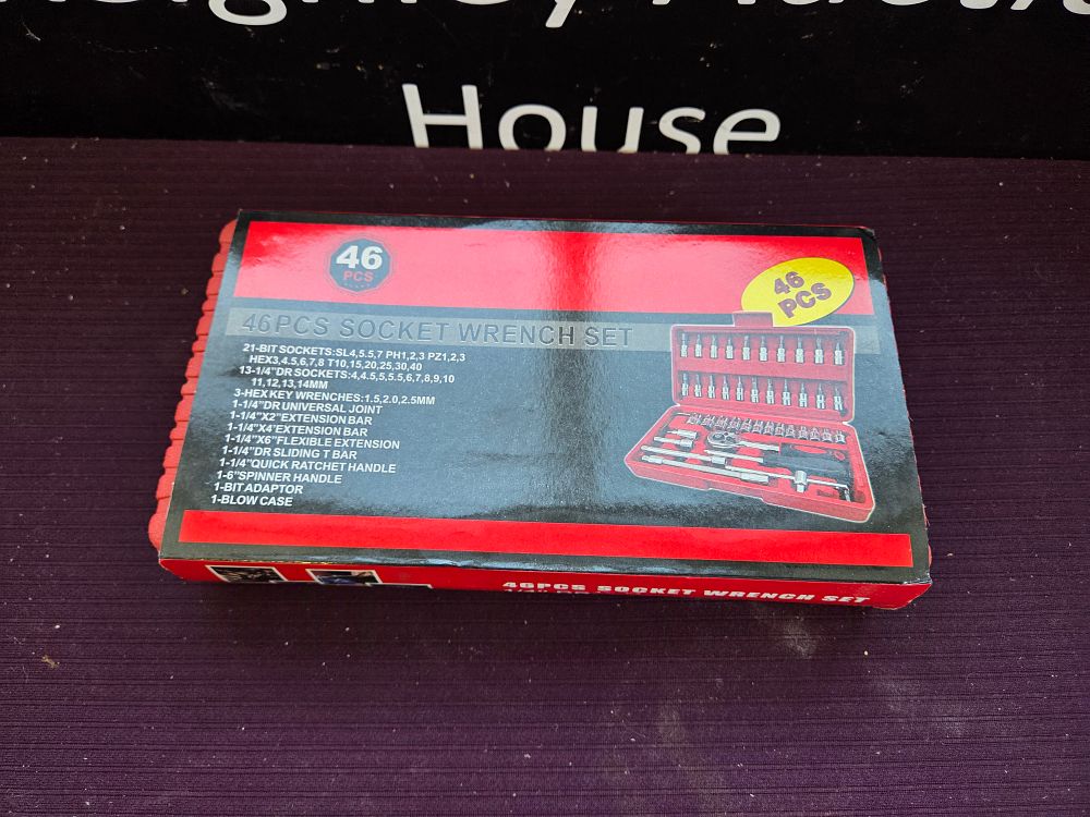 Lot 411 – A 46-Piece 1/4-Inch Drive Socket Wrench and Bit Set