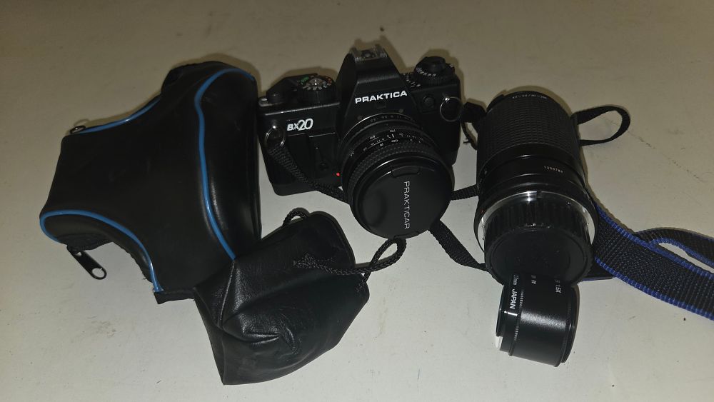 Lot 280 – A Collection of Praktica BX20 35mm SLR Camera Equipment and Accessories