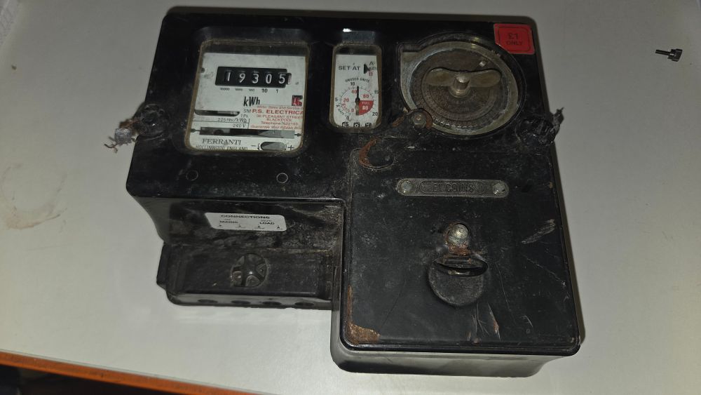 Lot 342 – Vintage Ferranti Coin-Operated Prepayment Electricity Meter