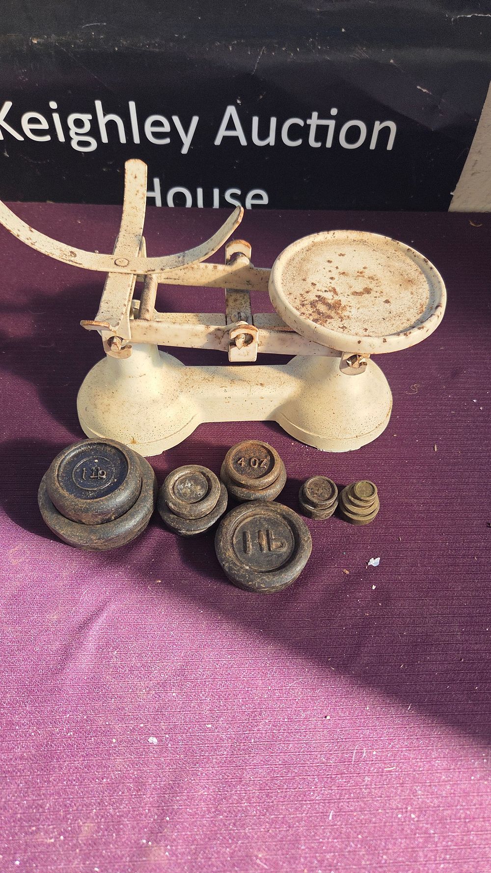 Lot 208 – A Set of Vintage The Viking Domestic Balance Scales with Various Weights