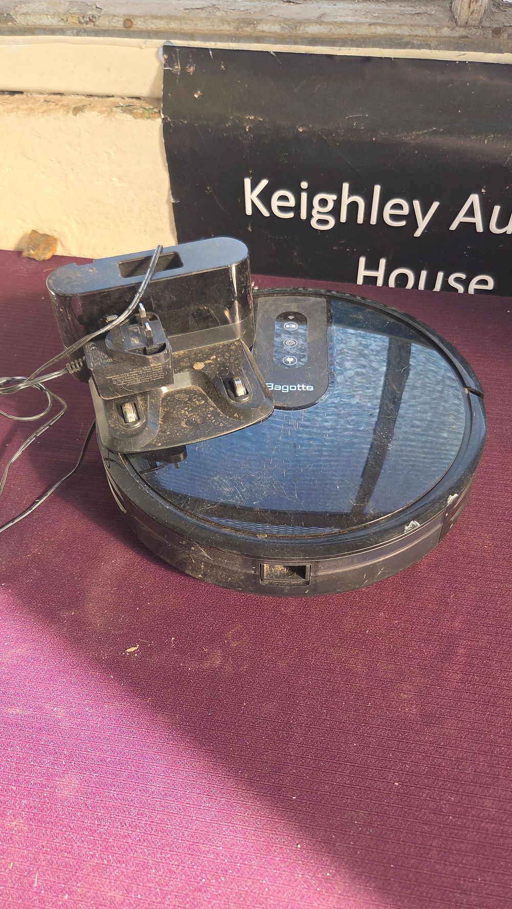 Lot 209 – Bagotte Robot Vacuum Cleaner with Charging Dock and UK Power Adapter