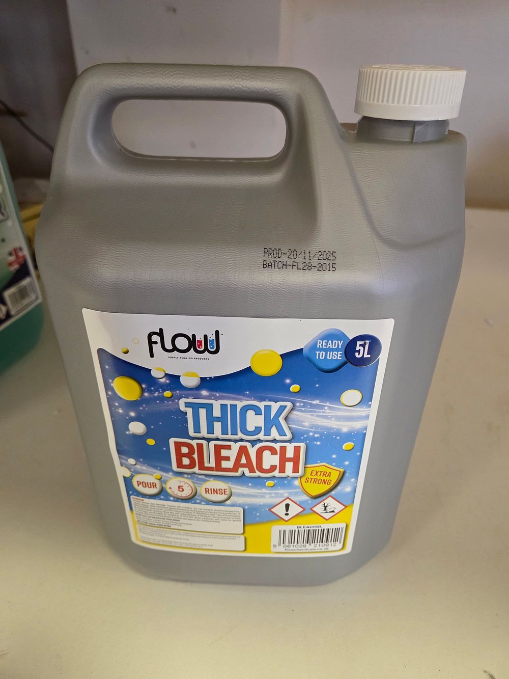 Lot 230 – Flow 5 Litre Extra Strong Thick Bleach