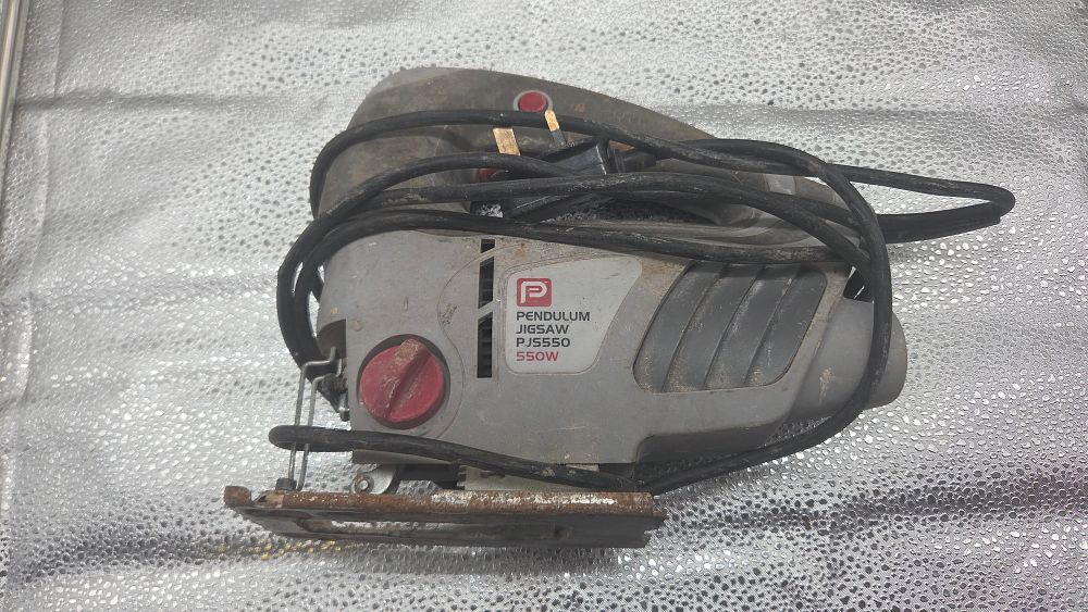 Lot 240 – Performance Power PJS550 Pendulum Jigsaw 550W