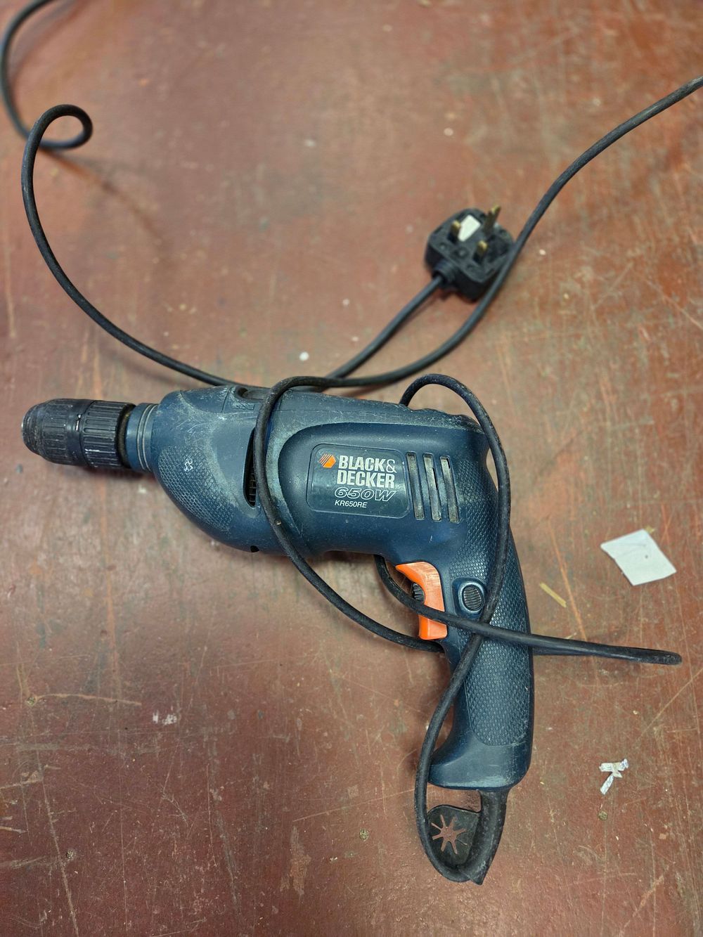 Lot 414 – A Black and Decker KR650RE 650W Corded Electric Drill working order