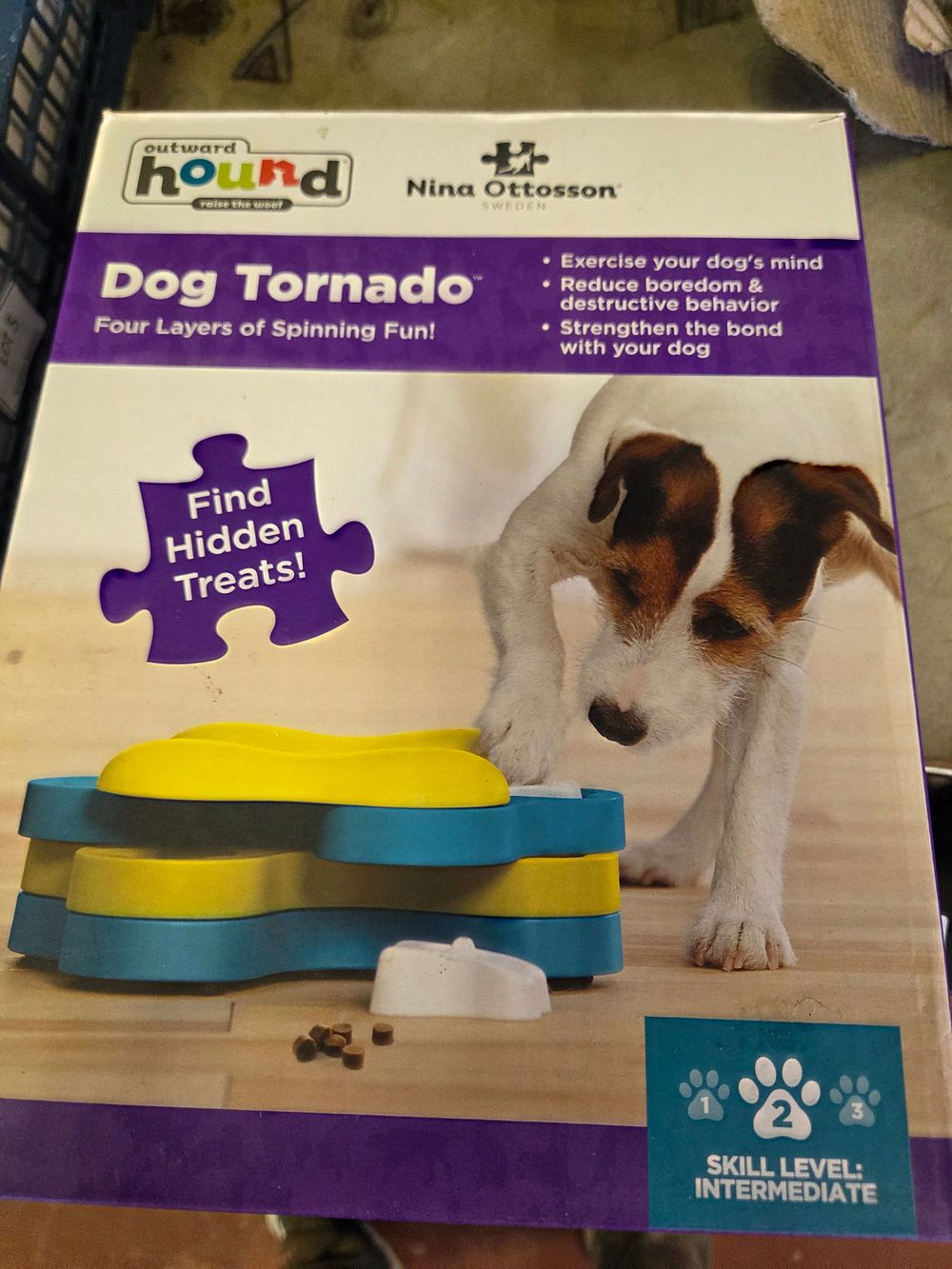 Lot 446 – Nina Ottosson for Outward Hound Dog Tornado Interactive Puzzle Toy