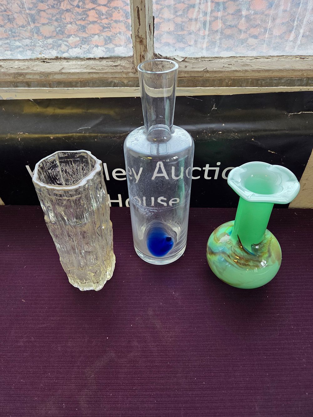 Lot 604 – A Trio of 20th-Century Art Glass Items comprising a Mottled Bud Vase, an Agave Inclusion Decanter, and a Textured Bark Vase