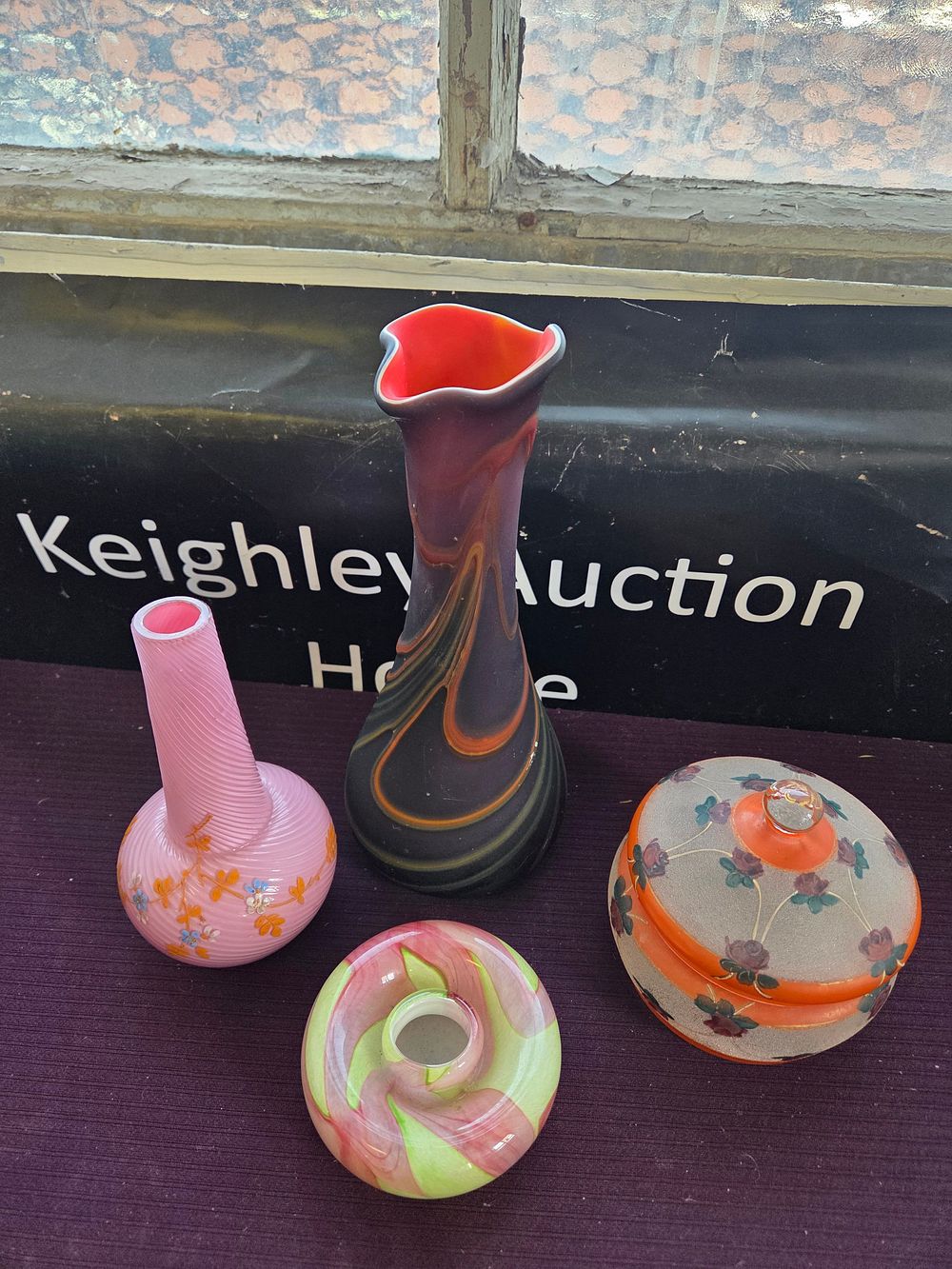 Lot 626 – An Assortment of Art Glass Vases and Decorative Objects