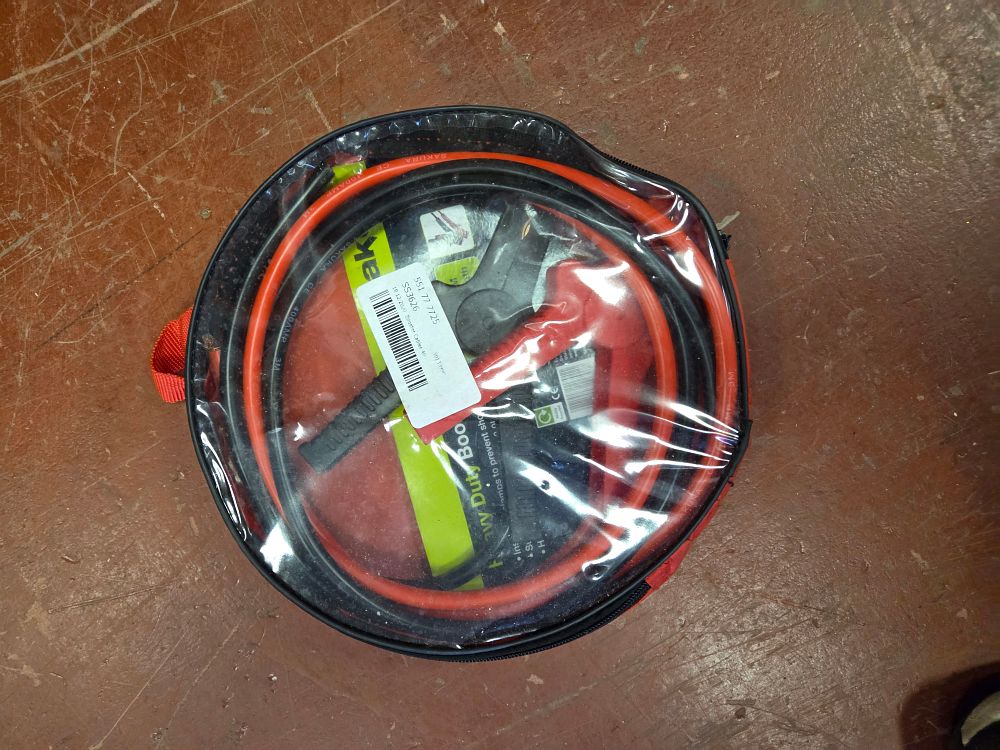 Lot 211 – Sakura SS3626 400 Amp Heavy Duty Booster Cables