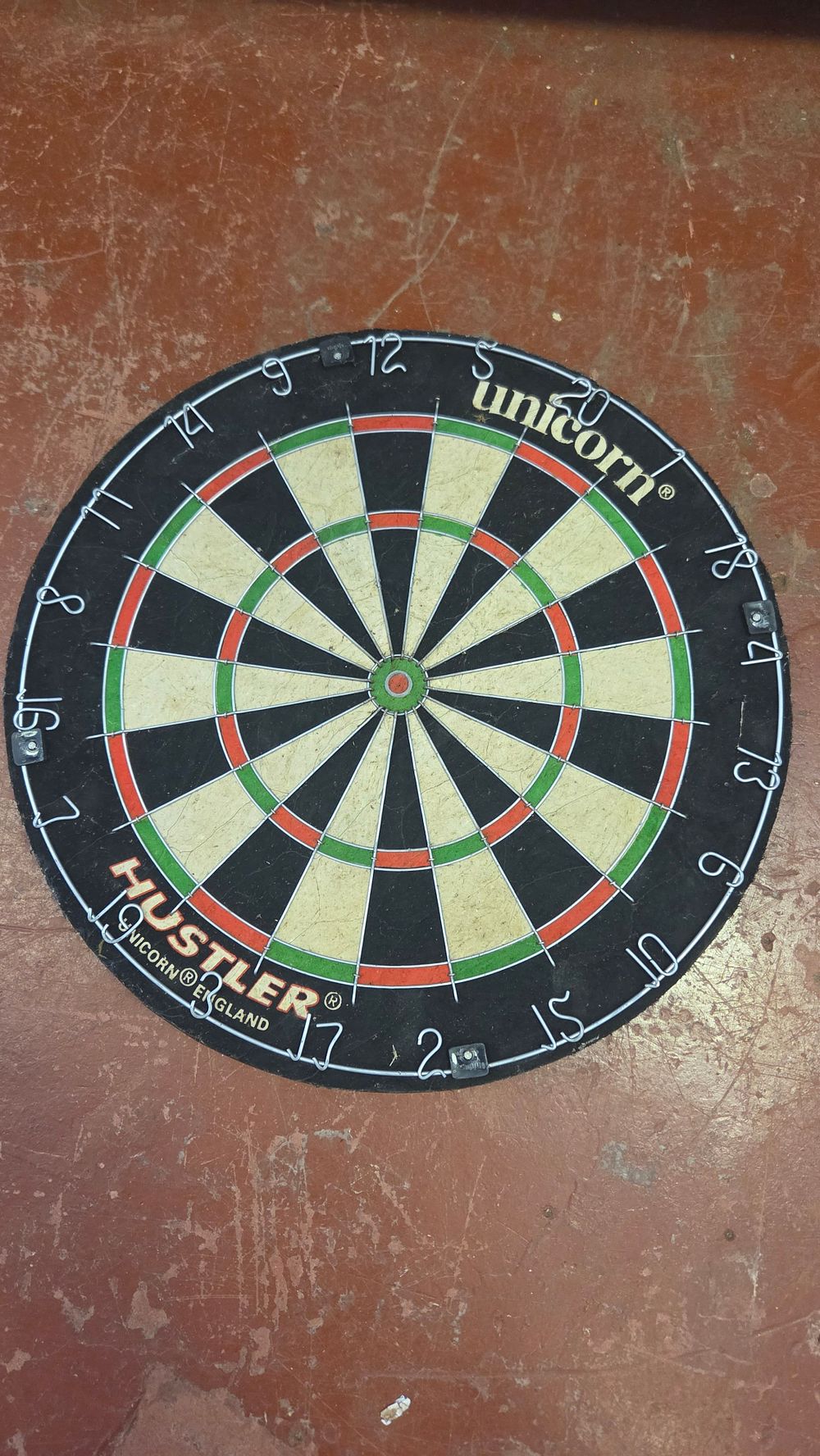 Lot 207 – Vintage Unicorn Hustler Bristle Dartboard