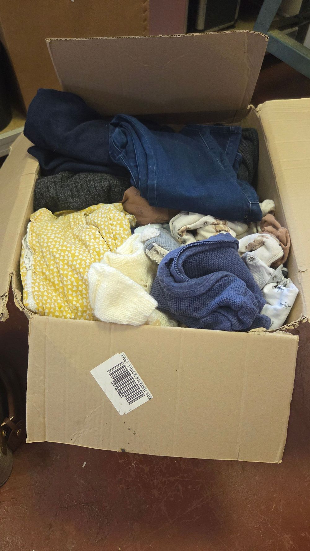 Lot 265 – An Assortment of Mixed Apparel and Infant Wear