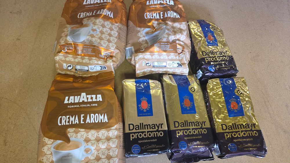 Lot 272 – A Collection of Lavazza and Dallmayr Whole Bean Coffee