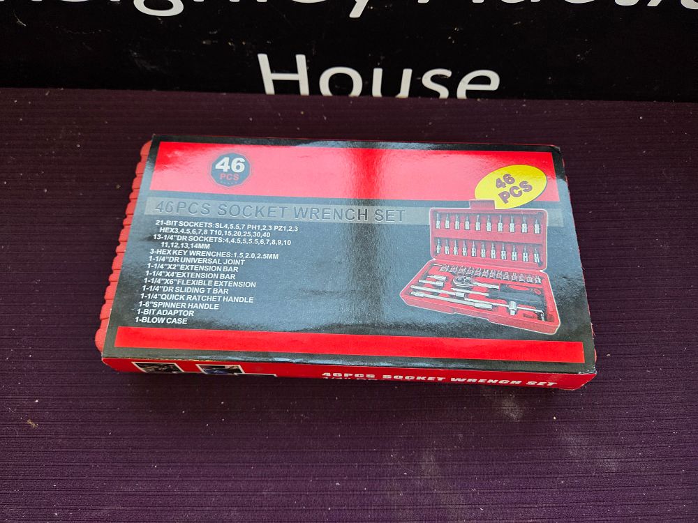 Lot 158 – A 46-Piece 1/4-Inch Drive Socket Wrench and Bit Set