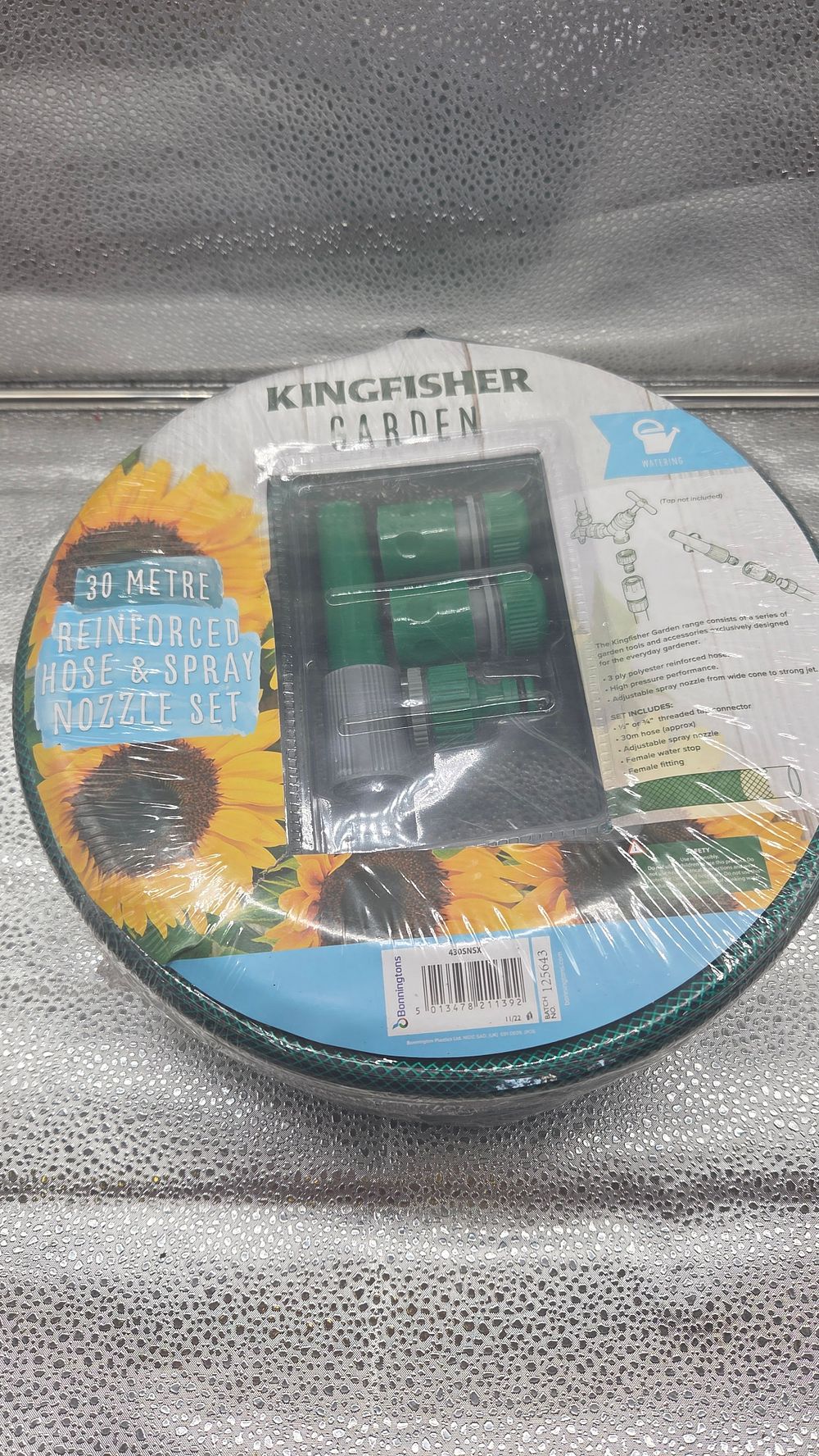 Lot 163 – One Kingfisher Garden 30 Metre Reinforced Hose and Spray Nozzle Set