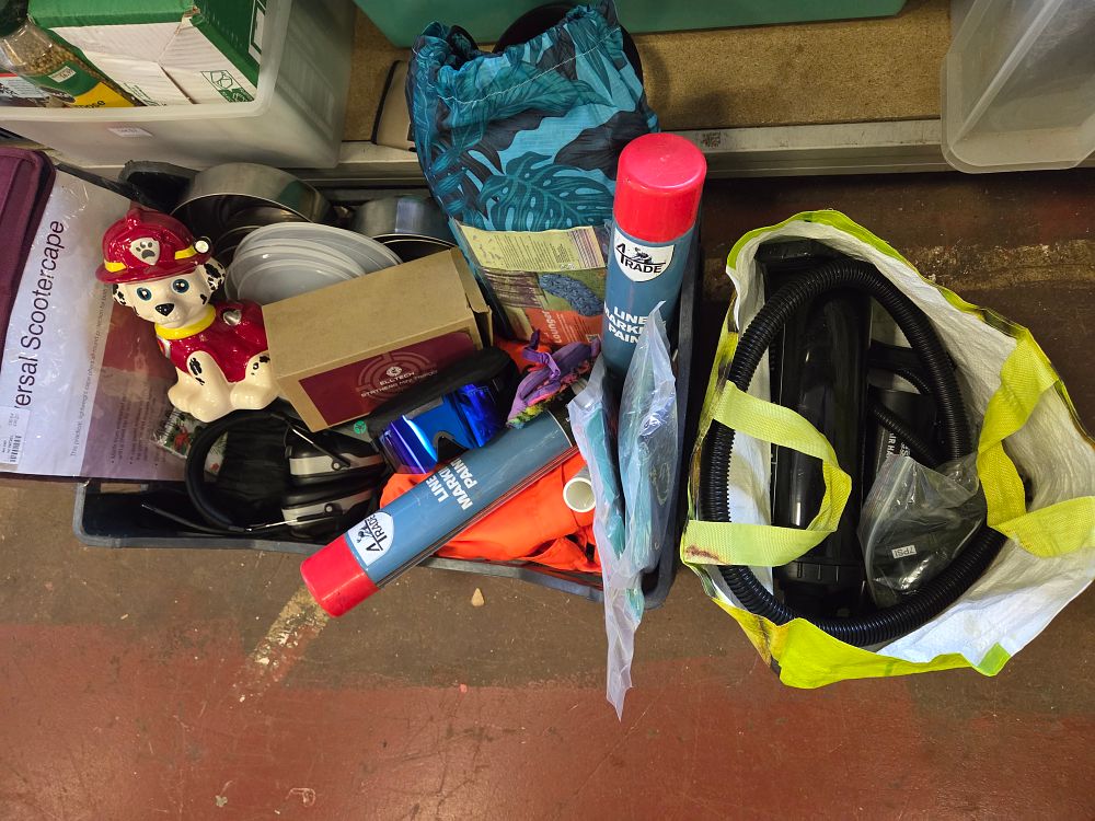 Lot 301 – An Assortment of Utility, Household, and Leisure Goods