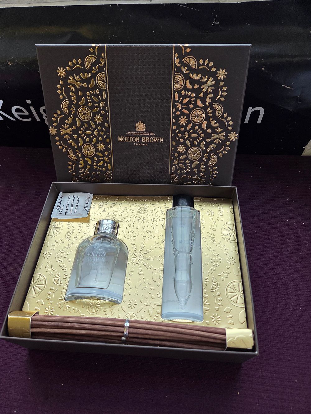 Lot 315 – A Molton Brown London Reed Diffuser Gift Set
