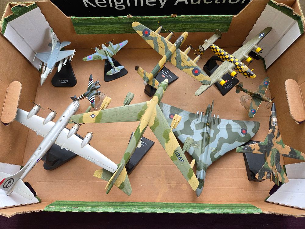 Lot 320 – A Collection of Scale Model Aircraft including Corgi