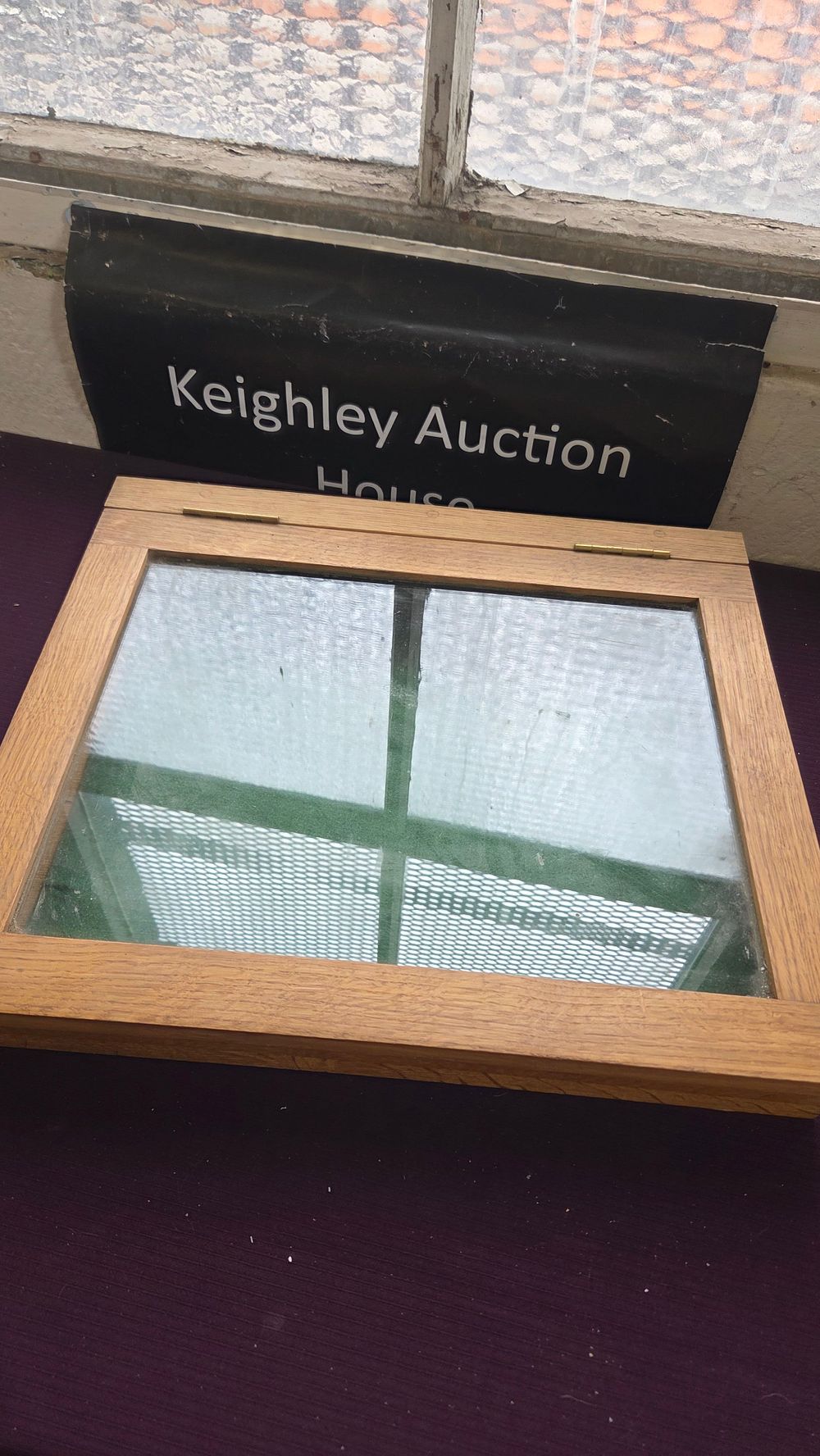 Lot 190 – A Contemporary Oak Glazed Collectors Display Case