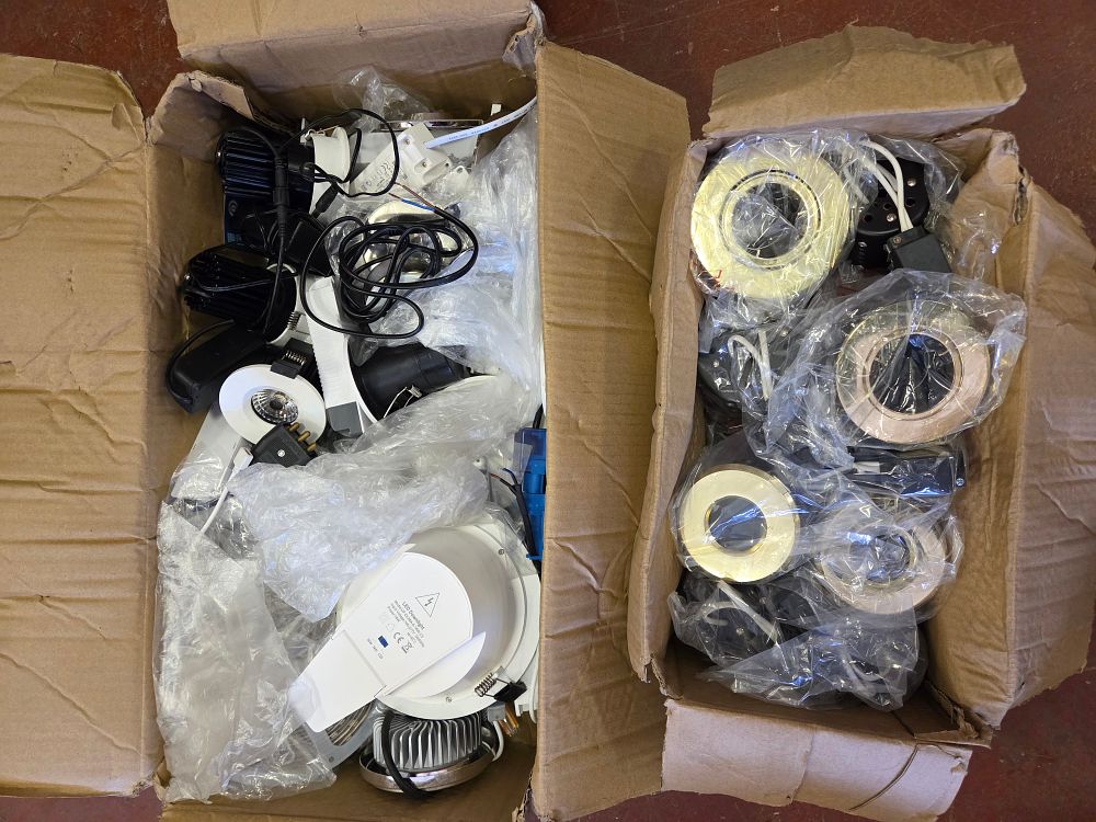 Lot 228 – An Assortment of Miscellaneous LED Downlights and Lighting Components
