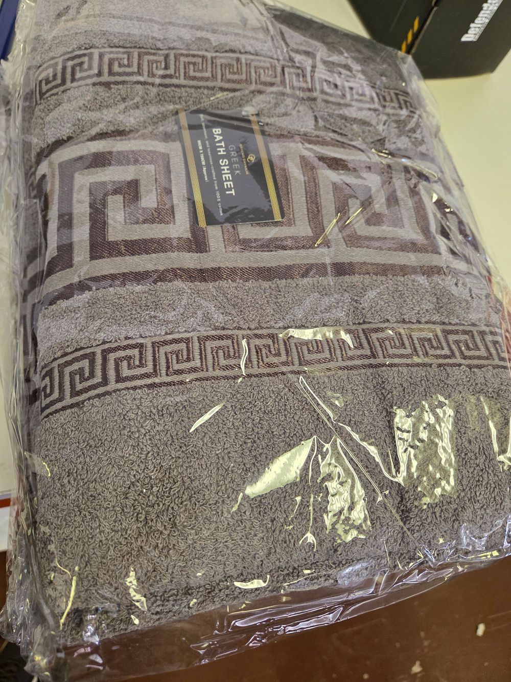 Lot 233 – Three New Savino Cavalia Mauve Cotton Greek Bath Sheet