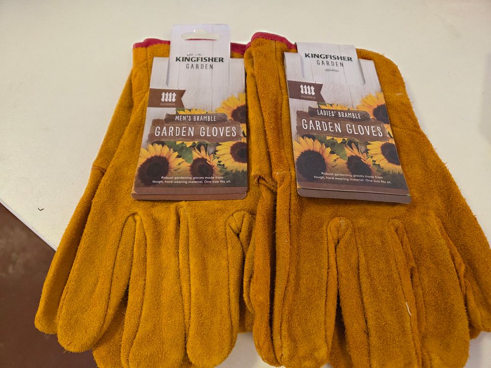 Lot 234 – Two Pairs of Kingfisher Garden Bramble Suede Gardening Gloves