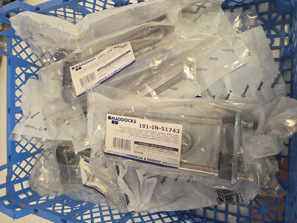 Lot 255 – A Collection of Maddocks 101-IN-51743 1700W Washing Machine Heating Elements