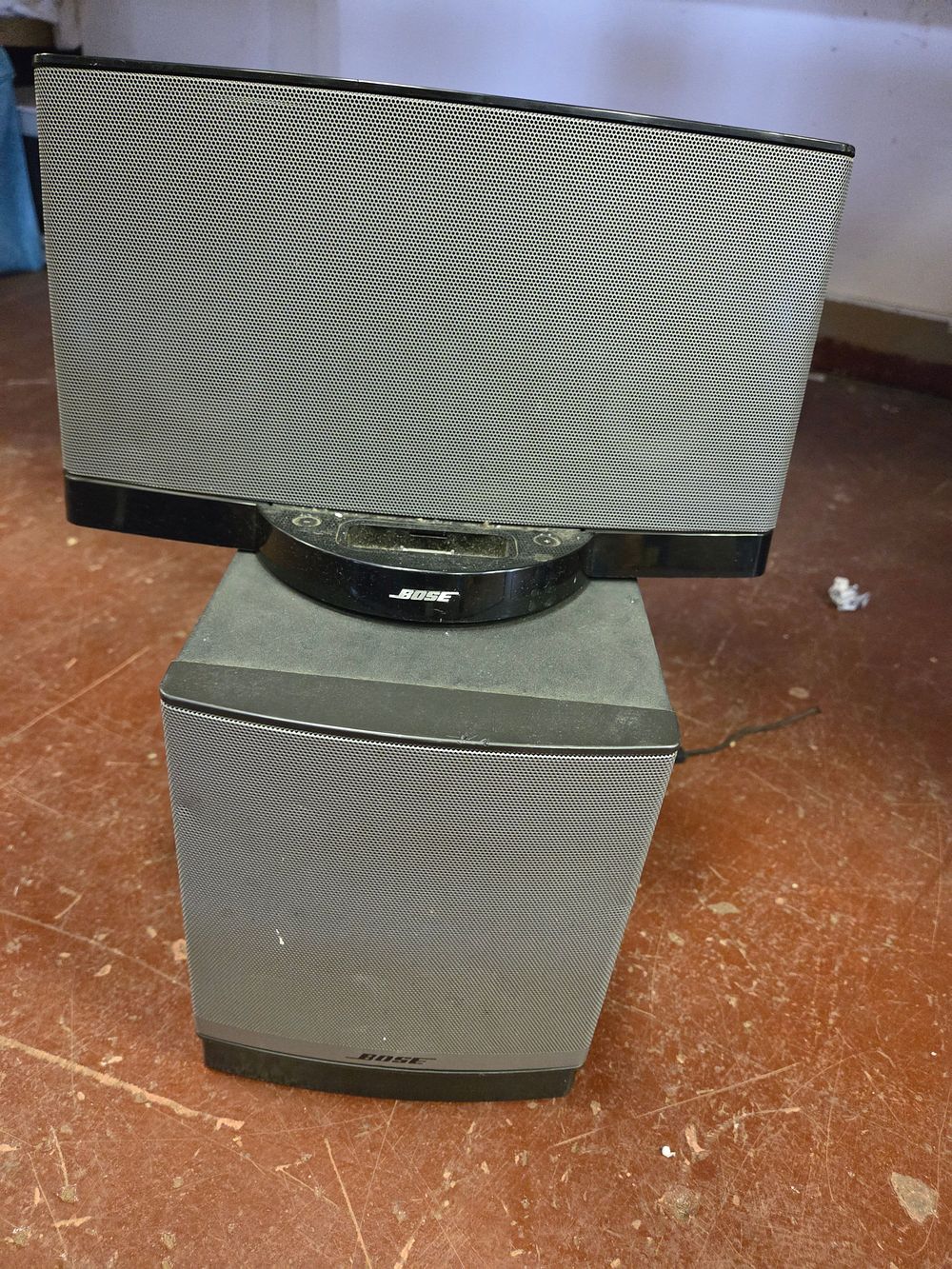Lot 289 – Bose Companion 3 Series II Multimedia Speaker System