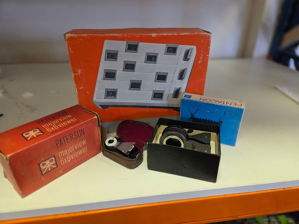 Lot 327 – A Collection of Vintage Photographic Accessories including Paterson Hama and Pentacon