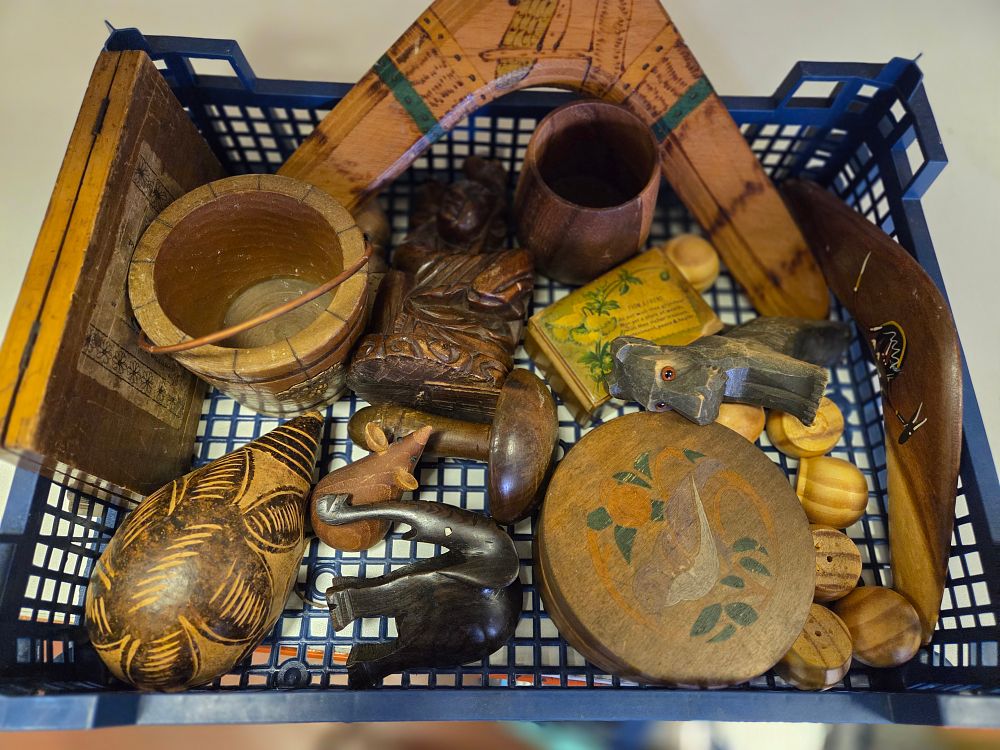Lot 328 – An Assortment of Decorative Wooden Objects, Carved Figures and Souvenirs