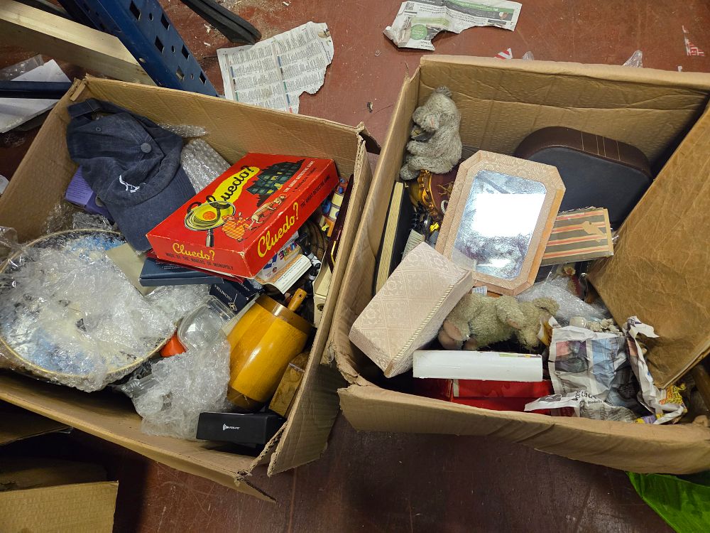 Lot 353 – An Assortment of Vintage Toys, Household Goods, and Decorative Collectibles